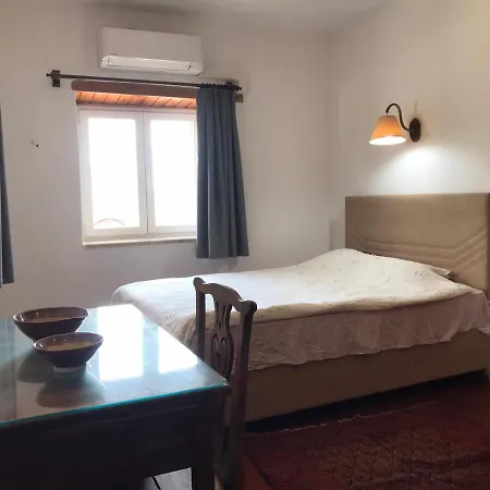 Antik Apartment