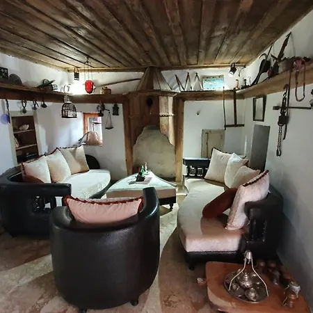 Antik Apartment Side